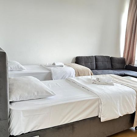 Apartamento Hisa Lina Viena Exterior foto